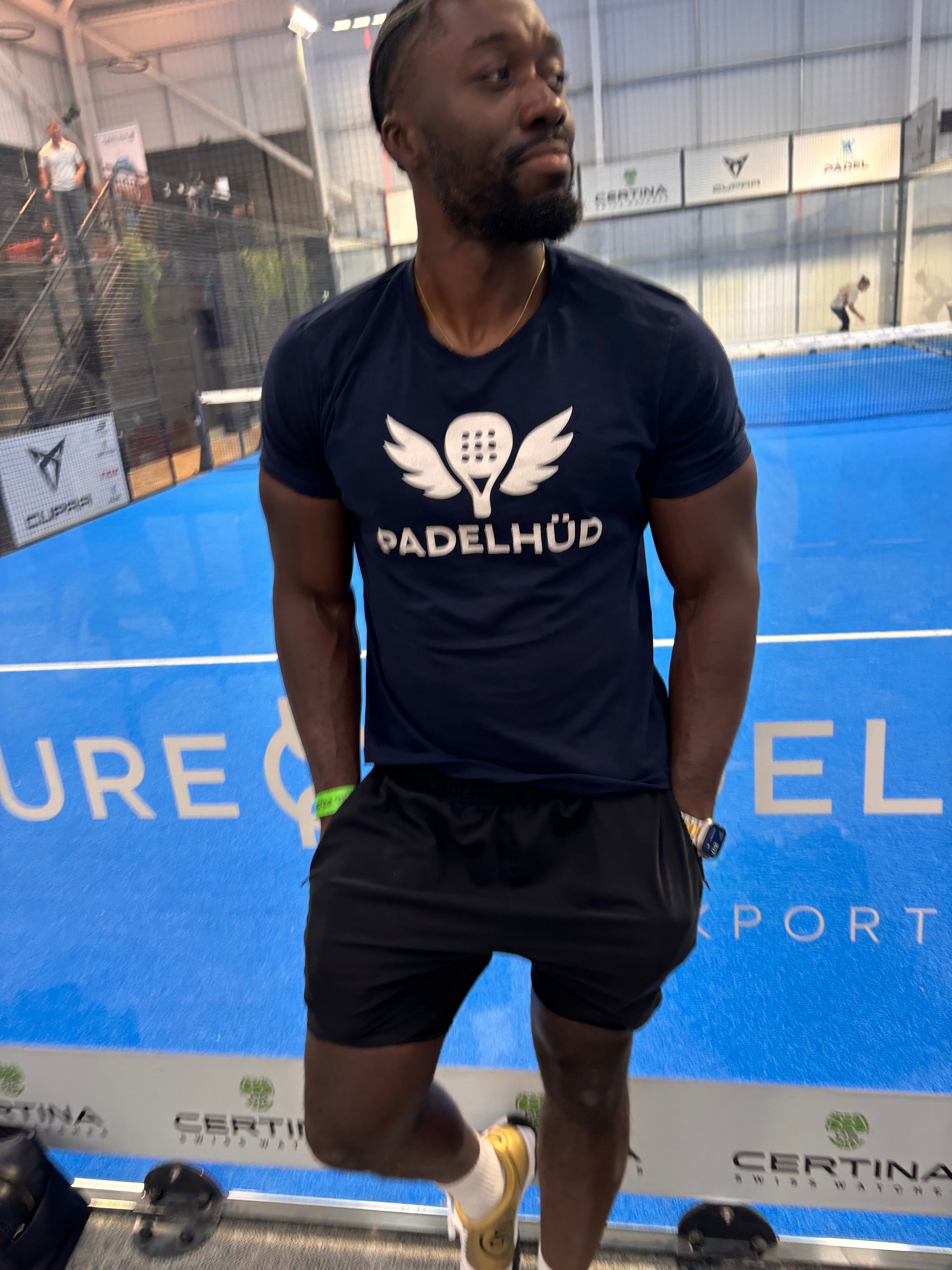 The Padelhüd Winged Tee