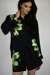 Silk Dreamscape Shorts Black Flower