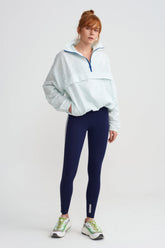 KRINKLE SWEATSHIRT – Seersucker – WHITE STRIPED