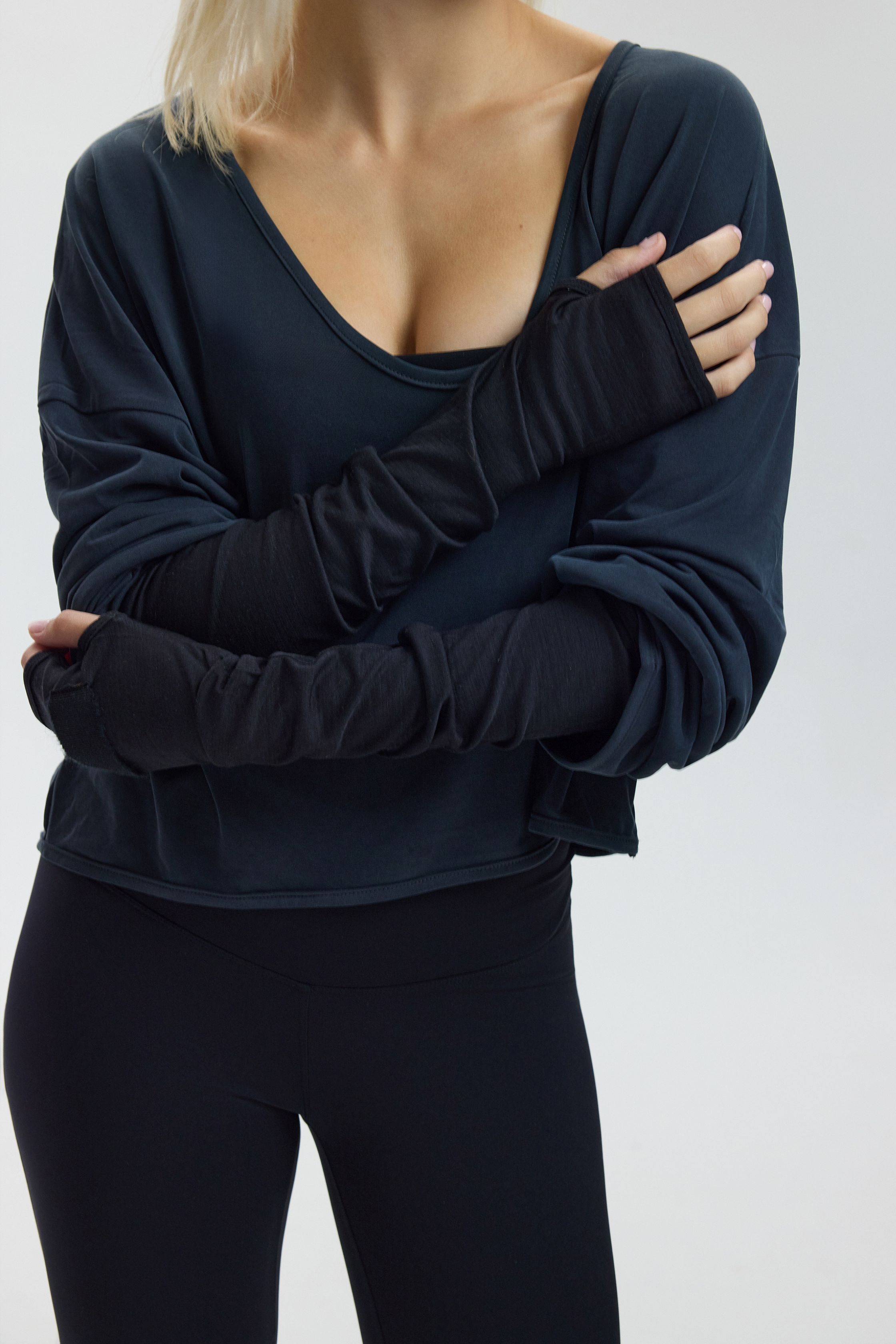 STUDIO LONGSLEEVE TOP - ANTHRACITE