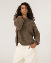 Delčia: Earth Brown Cotton Sweater