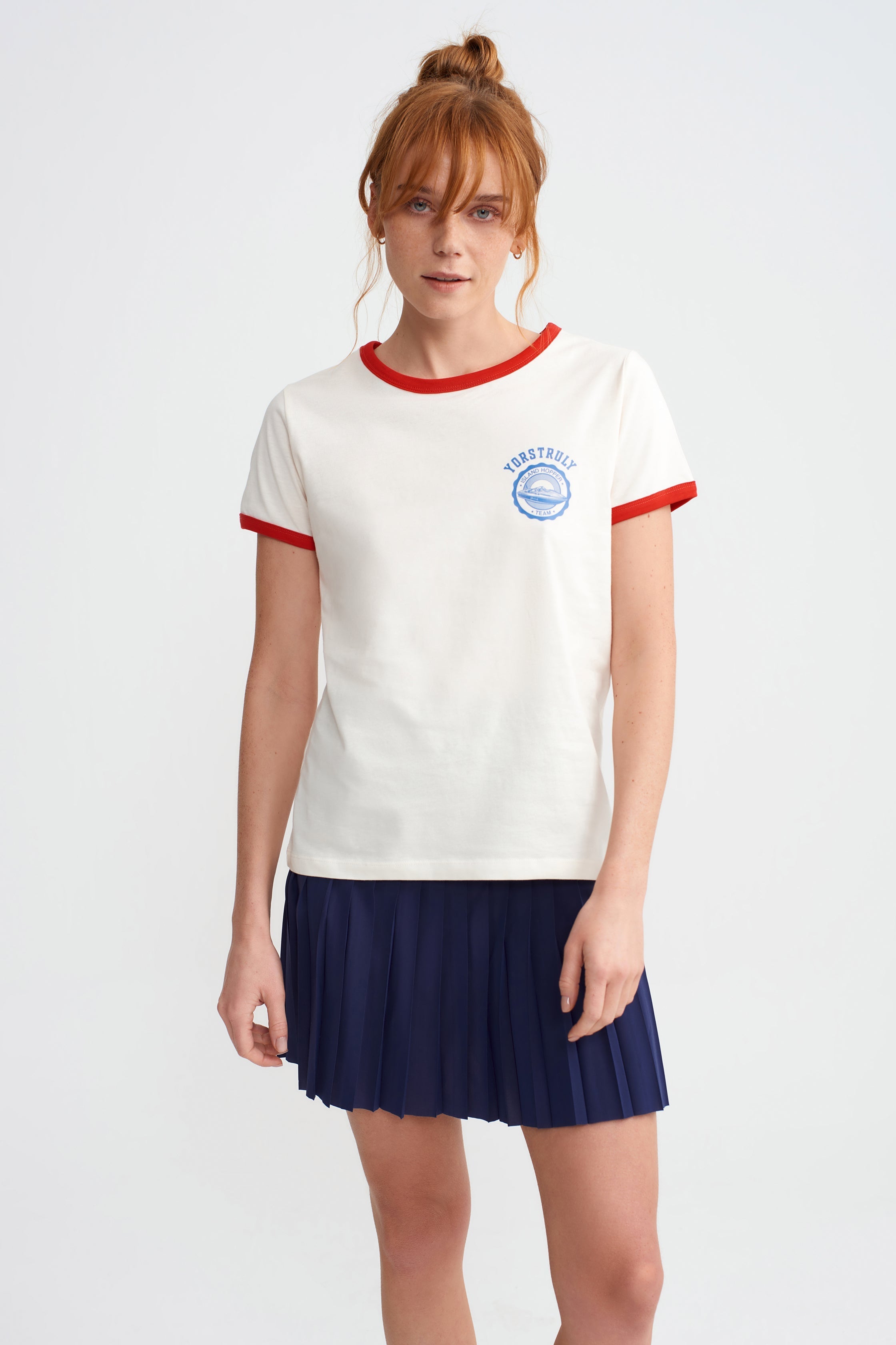 ISLAND TEAM TSHIRT - VANILLA