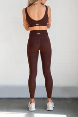 Classic v Leggings in Chocolate