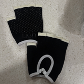 LIGN Black & Cream Grip Gloves