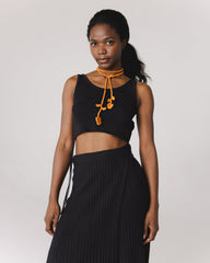 Drebulė: Black Cotton Crop Top