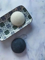 The Pëbble Natural Konjac Sponge