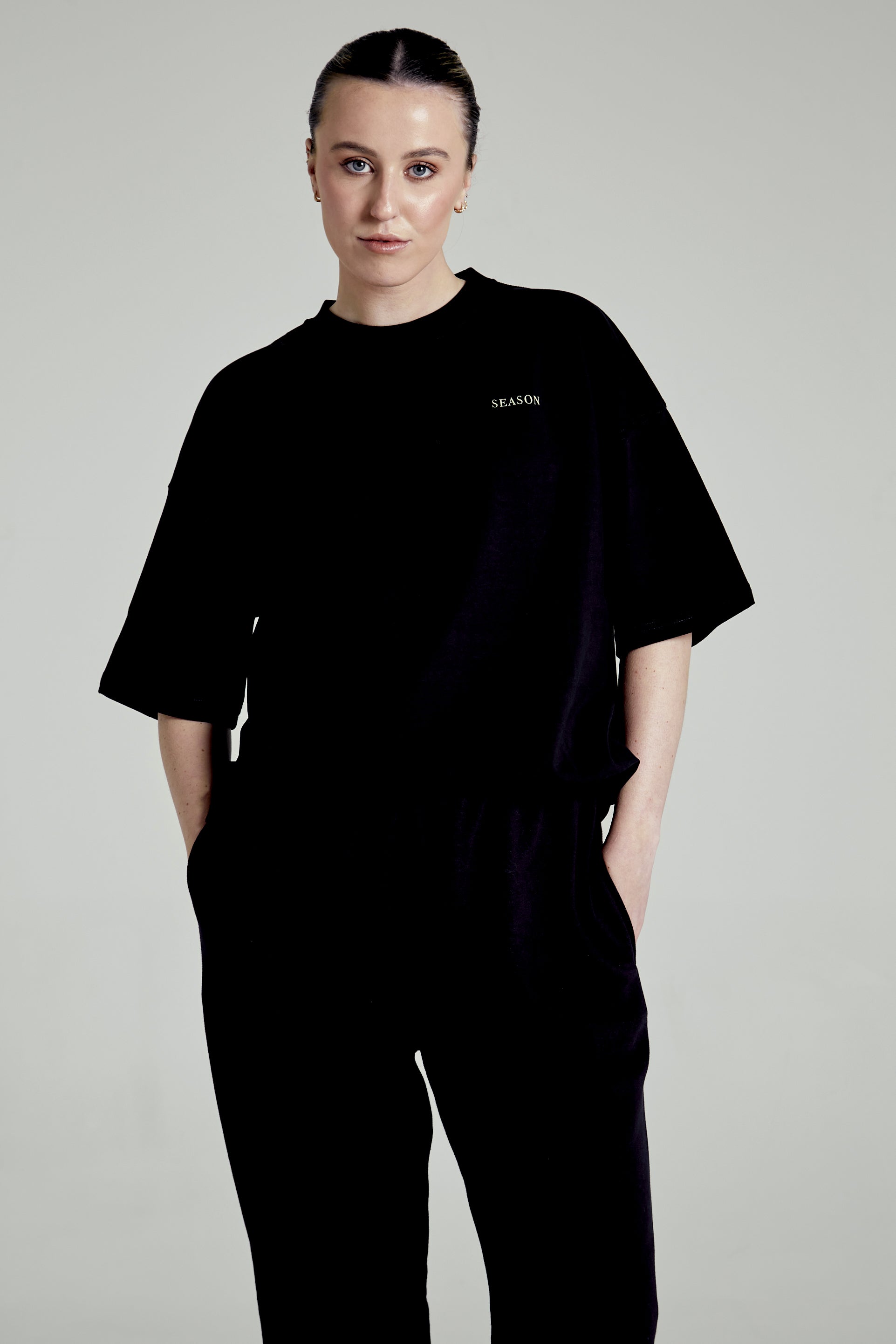 Everywhere Essential T-shirt Black - Avenue Athletica