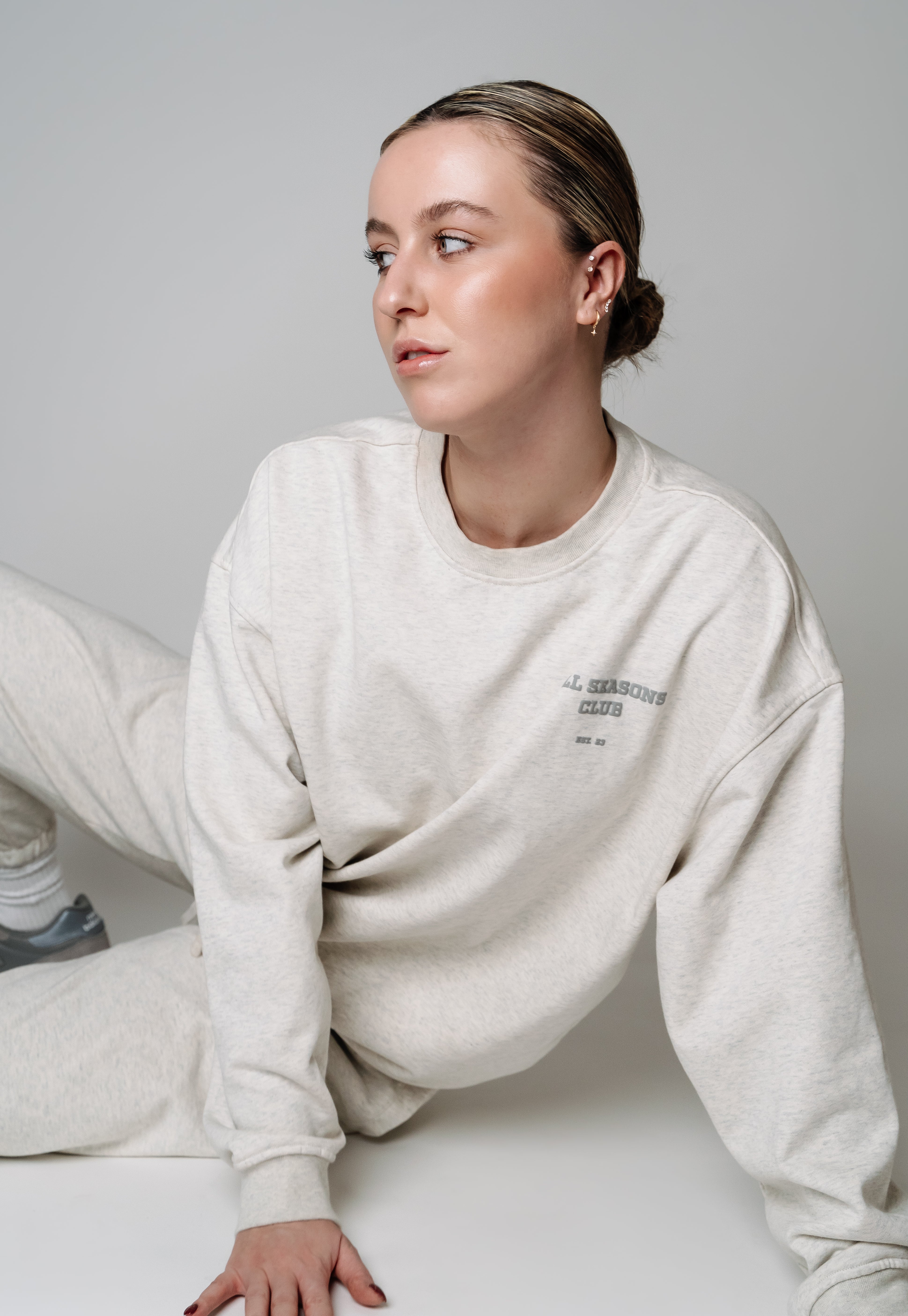All Seasons Club Sweatshirt Grey Marl - Avenue Athletica