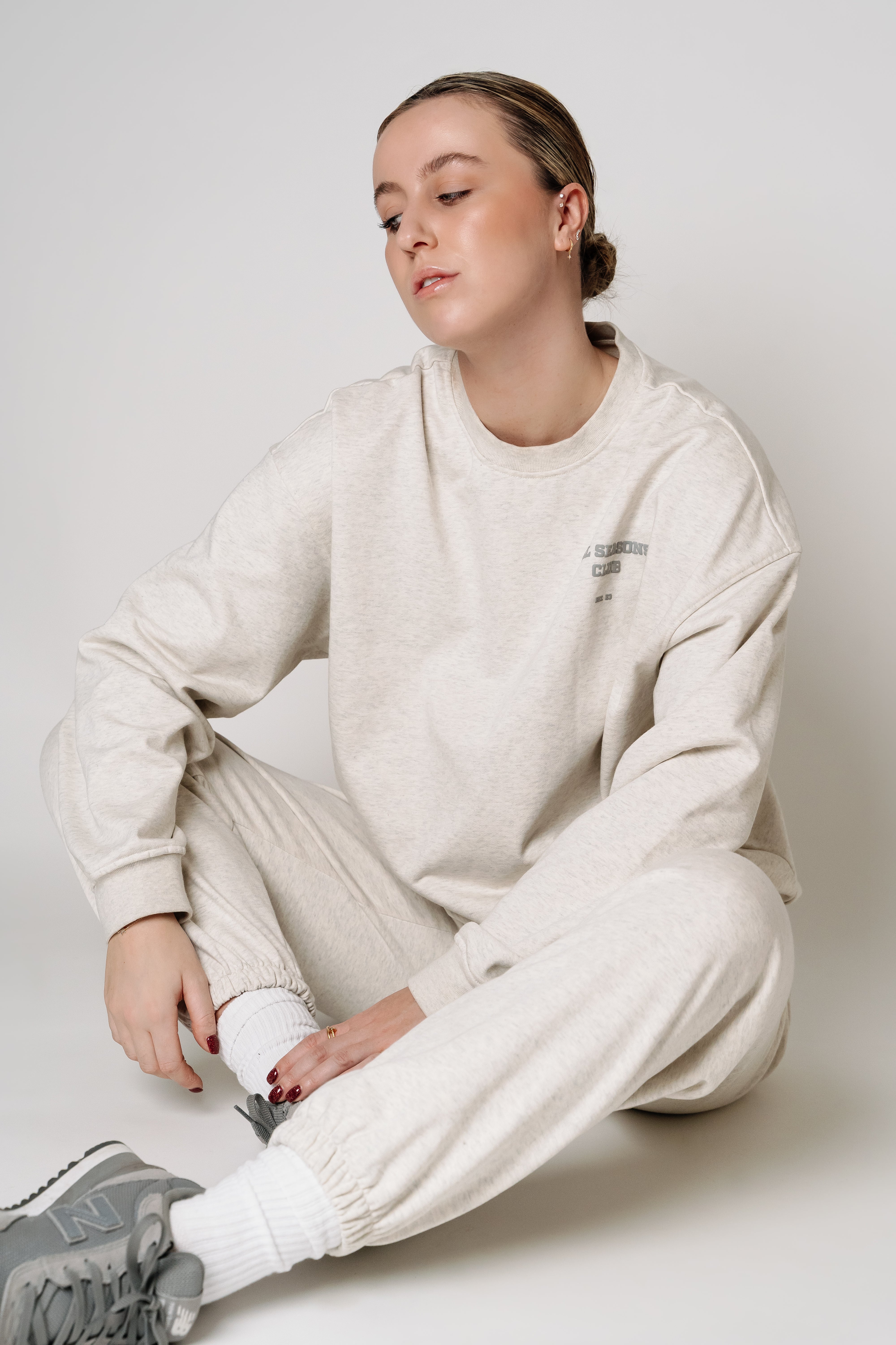 All Seasons Club Sweatshirt Grey Marl - Avenue Athletica