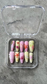 The New York Set Press on Custom Nails