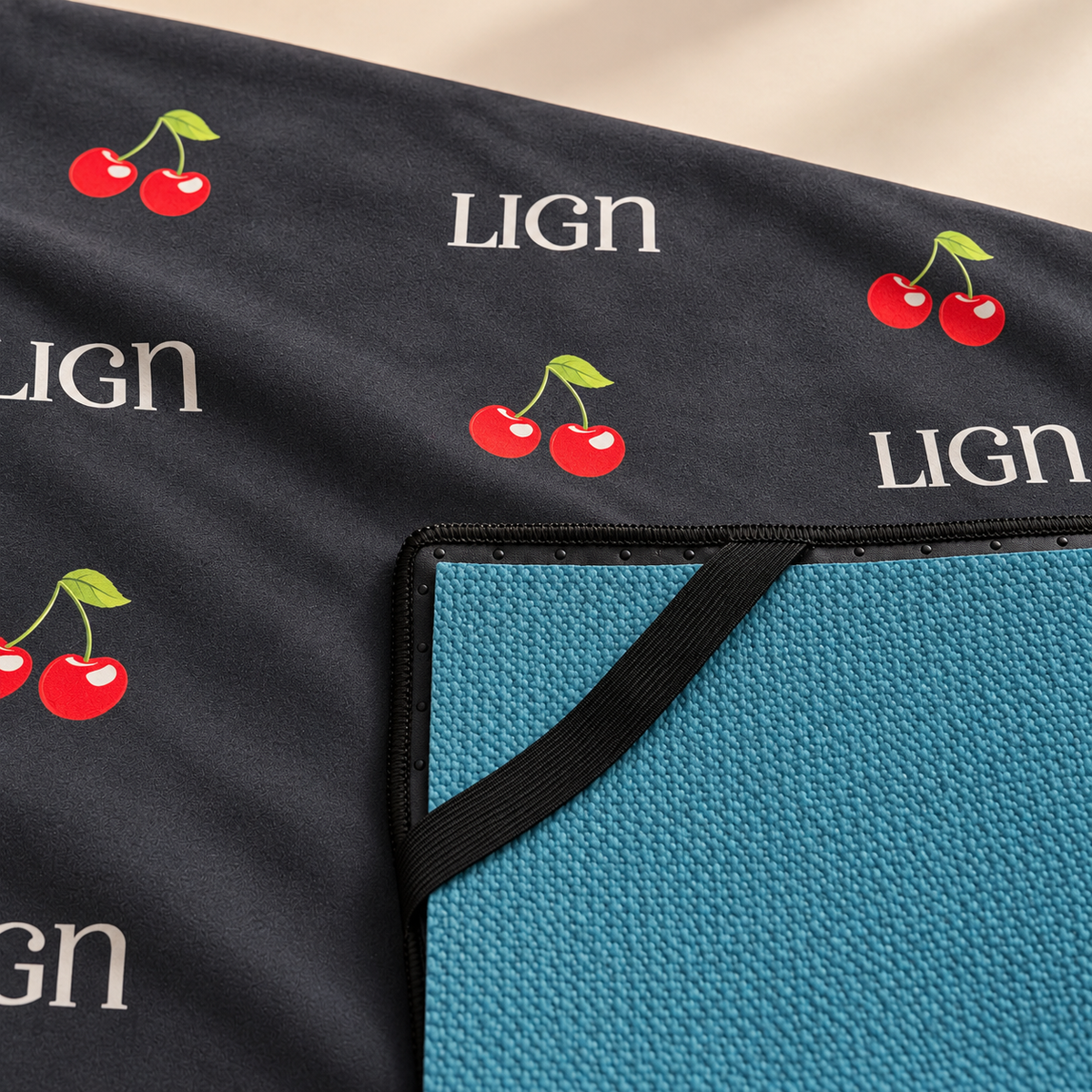 LIGN Cherry Non-Slip Grip Towel