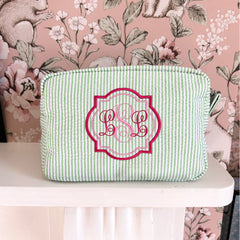 LILLYS  Monogramed Make Up Bag