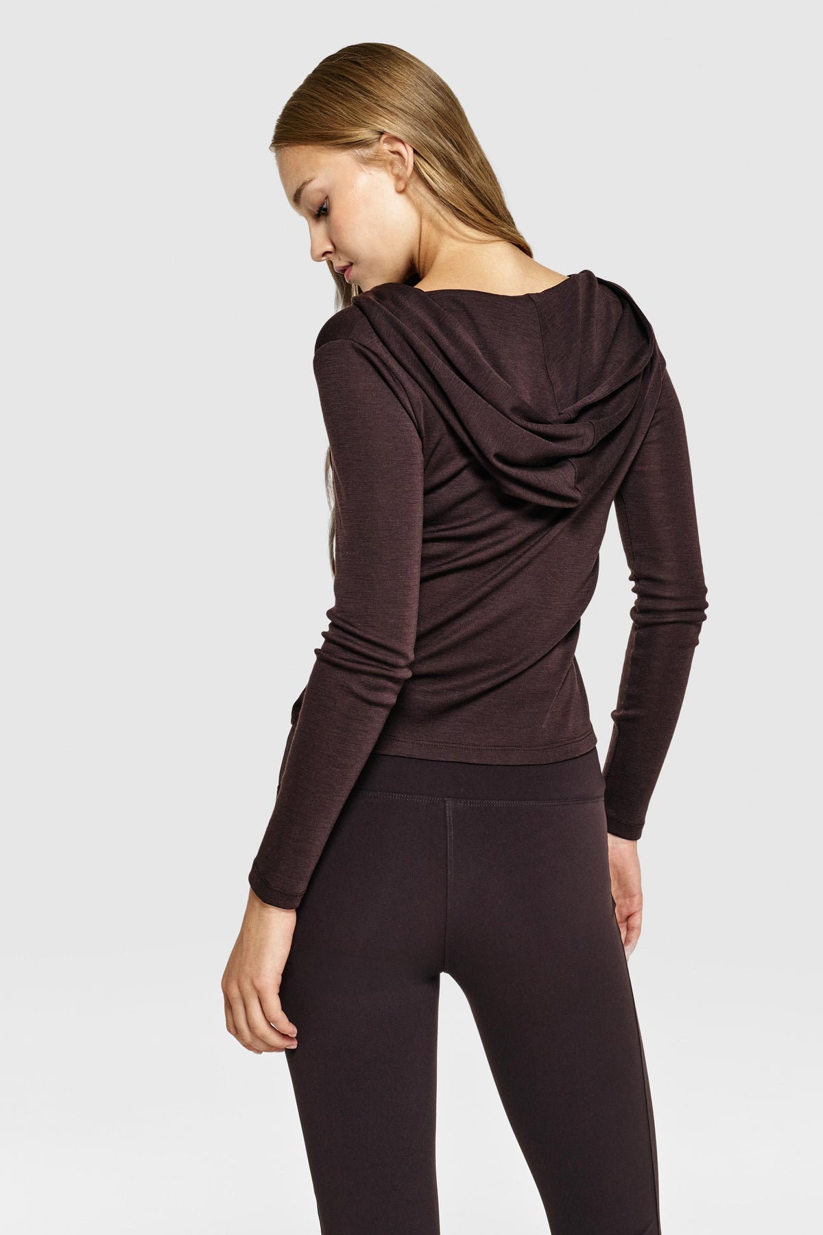 CURVE ZIP-UP MERINO HOODIE - GANACHE