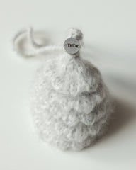 Eglutė: Pebble Grey Charm