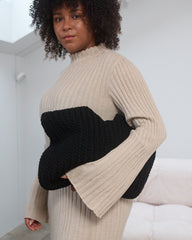 Pintinė: Black Crochet Bag