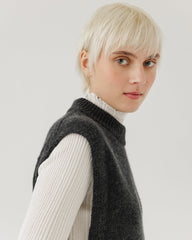 Giria: Charcoal Wool Vest