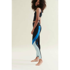 New Leggings - Caviar Black/Shoreline Blue/Sea Green - Wellicious Community Sale
