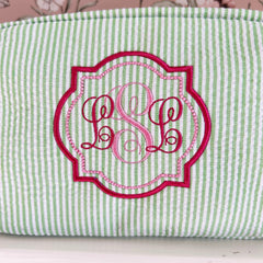 LILLYS  Monogramed Make Up Bag