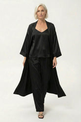 The Lady Silk Long Kimono Robe Crystal Black