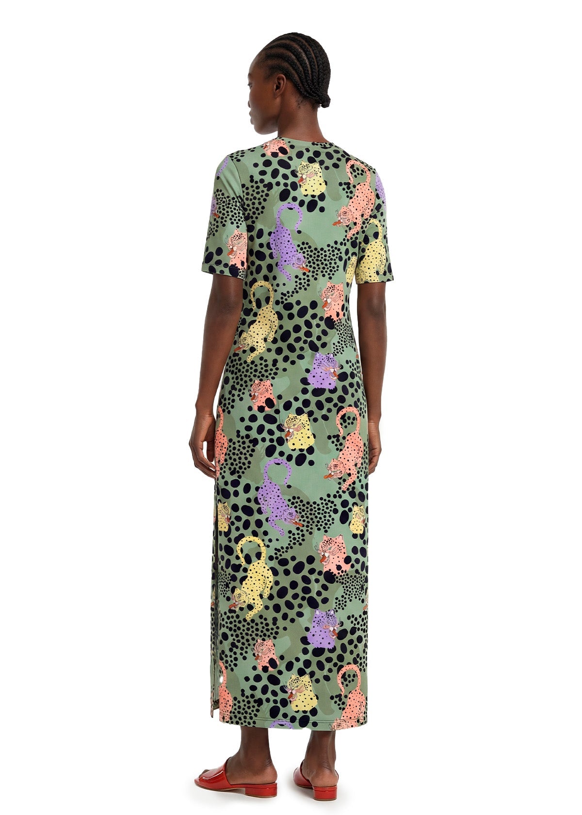 MS CHEE LONG DRESS _ 𝐿𝐼𝑀𝐼𝑇𝐸𝐷 𝐸𝐷𝐼𝑇𝐼𝑂𝑁