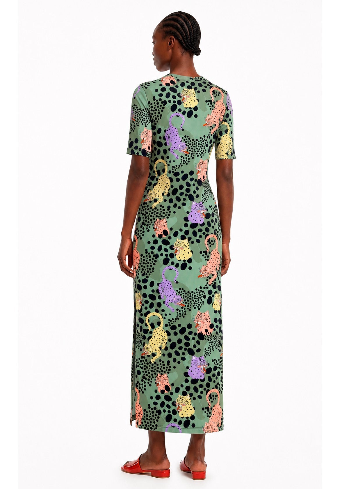 MS CHEE LONG DRESS _ 𝐿𝐼𝑀𝐼𝑇𝐸𝐷 𝐸𝐷𝐼𝑇𝐼𝑂𝑁