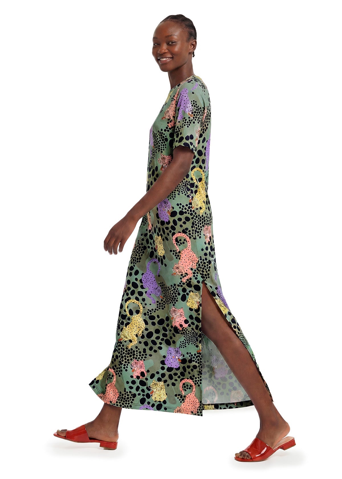 MS CHEE LONG DRESS _ 𝐿𝐼𝑀𝐼𝑇𝐸𝐷 𝐸𝐷𝐼𝑇𝐼𝑂𝑁