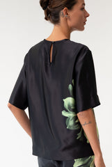 Silk Dreamscape T-Shirt Black Flowers