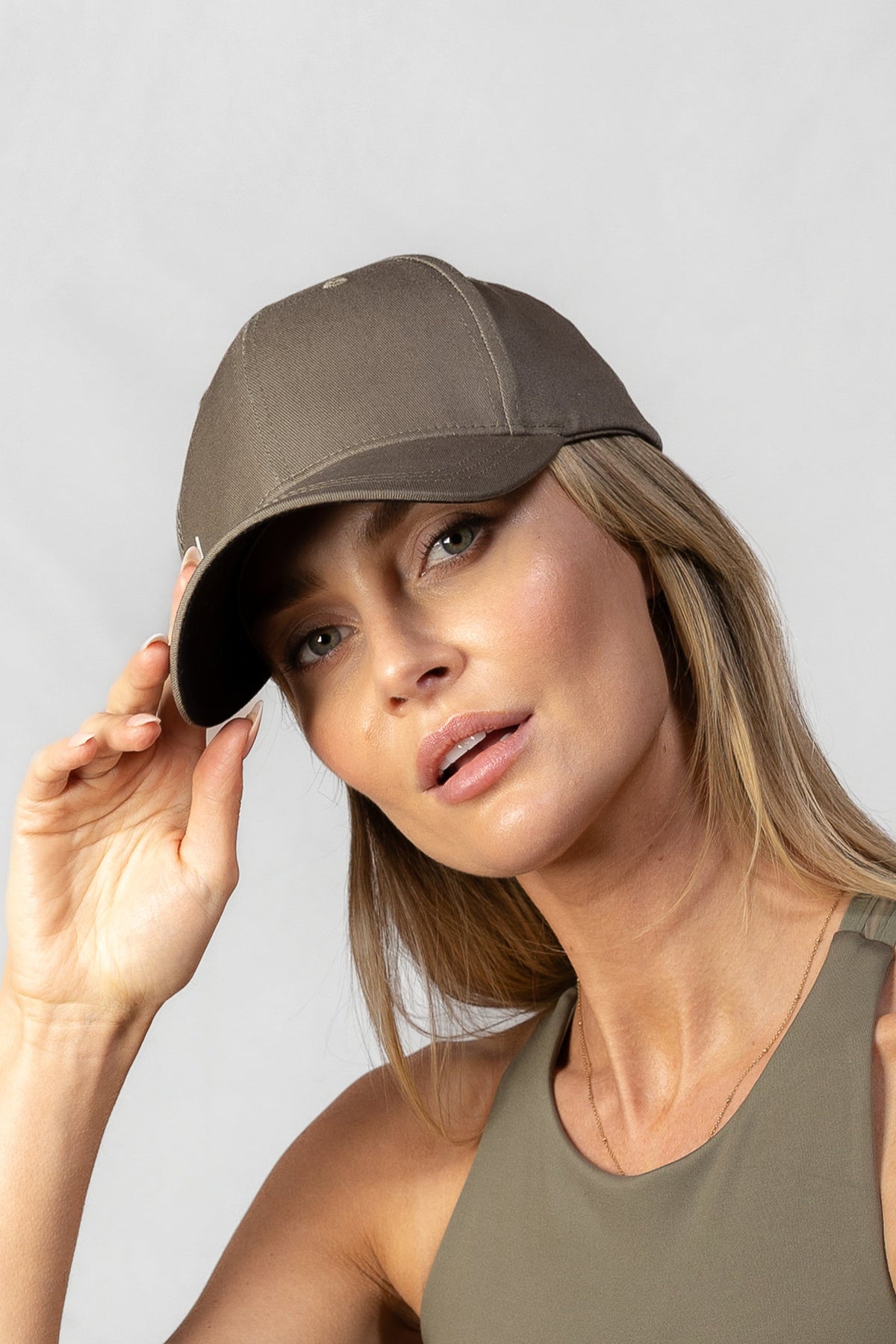 Women's Aura Cap