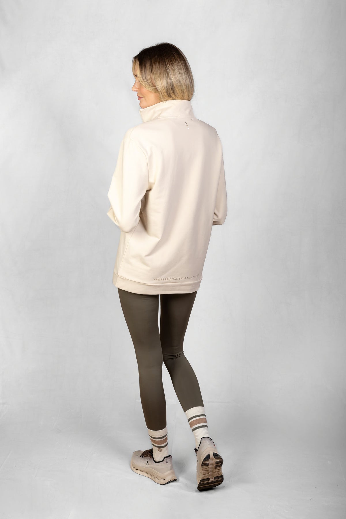 Women's Aura 1/4 Zip Sweatshirt