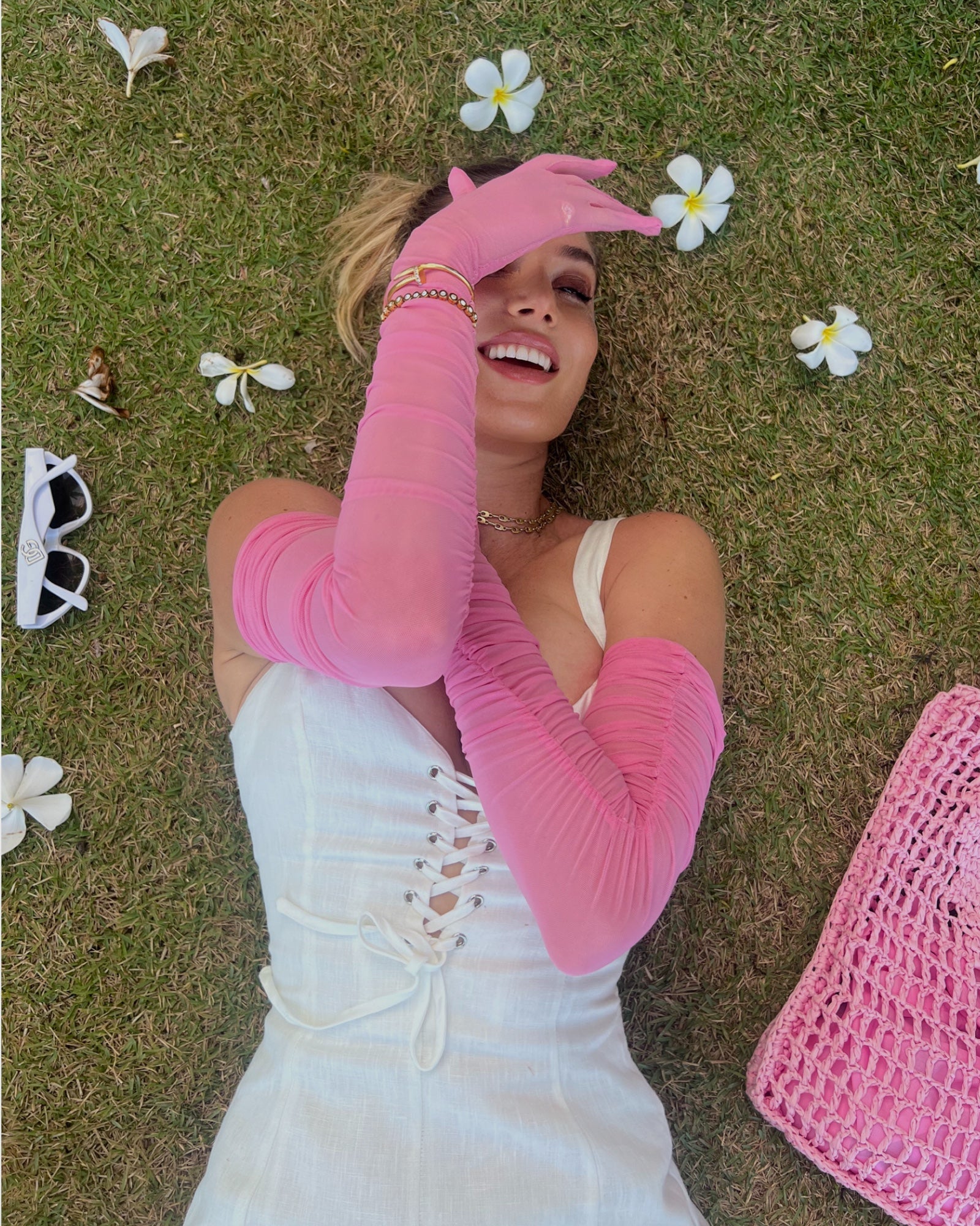 Ariana Ruched Mesh Opera Glove