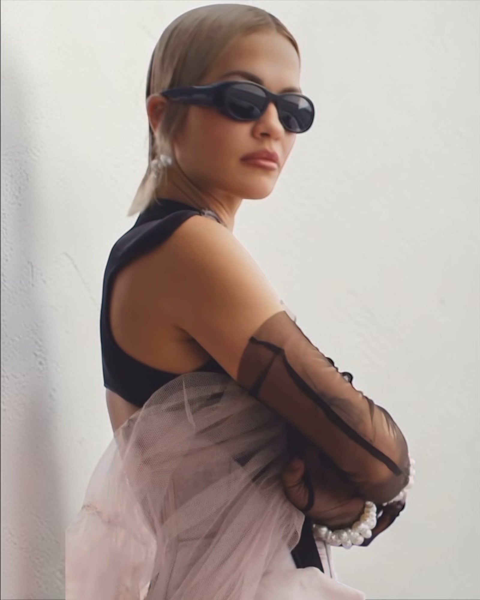 Kylie Tulle Glove
