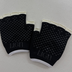 LIGN Black & Cream Grip Gloves