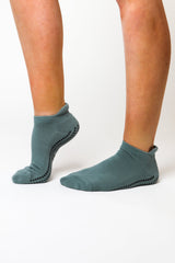 LIGN Unisex Low Rise Grip Socks - Ocean Grey
