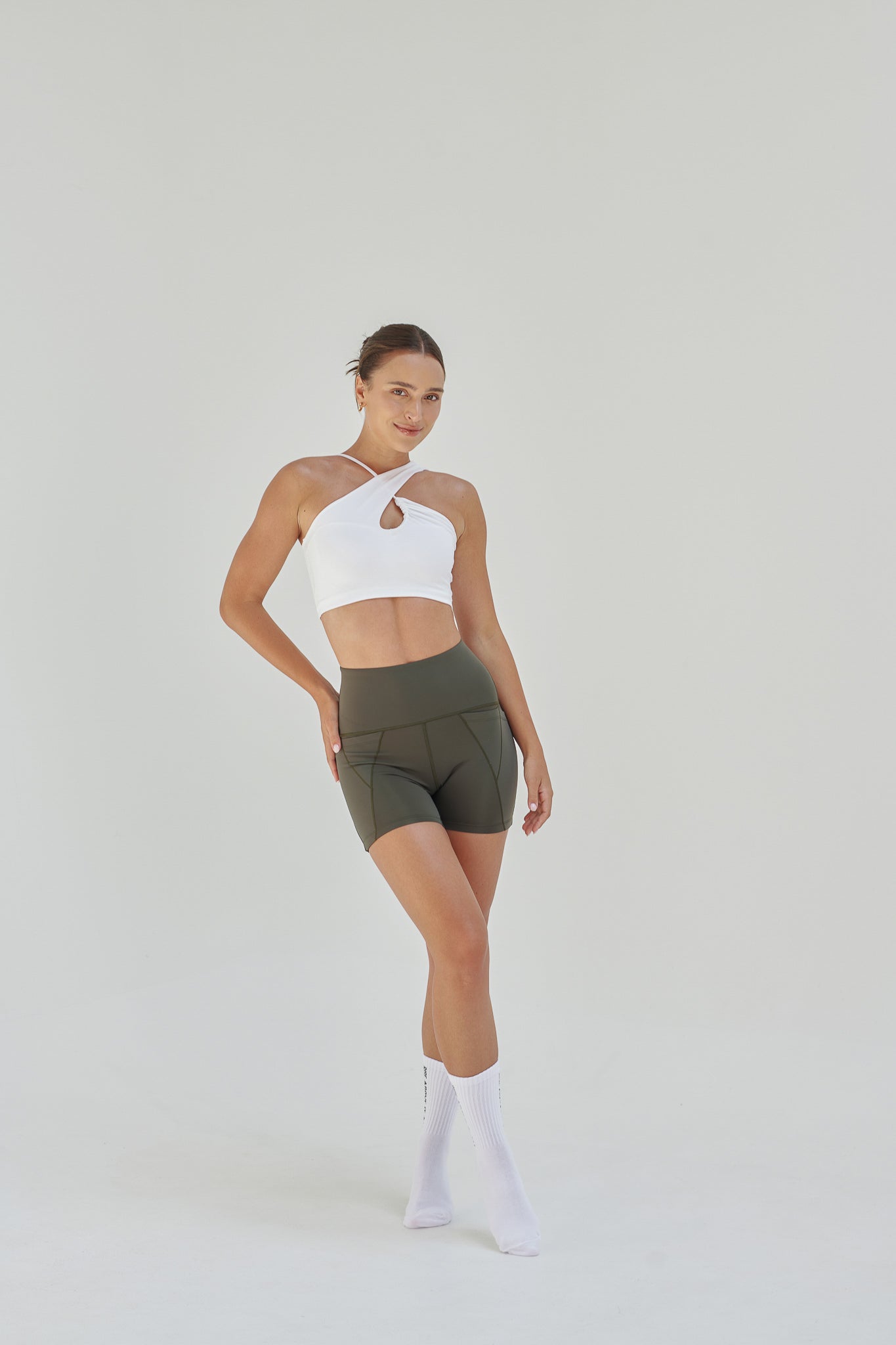 NEW AirRise Convertible Cross Over Keyhole Sports Bra - White