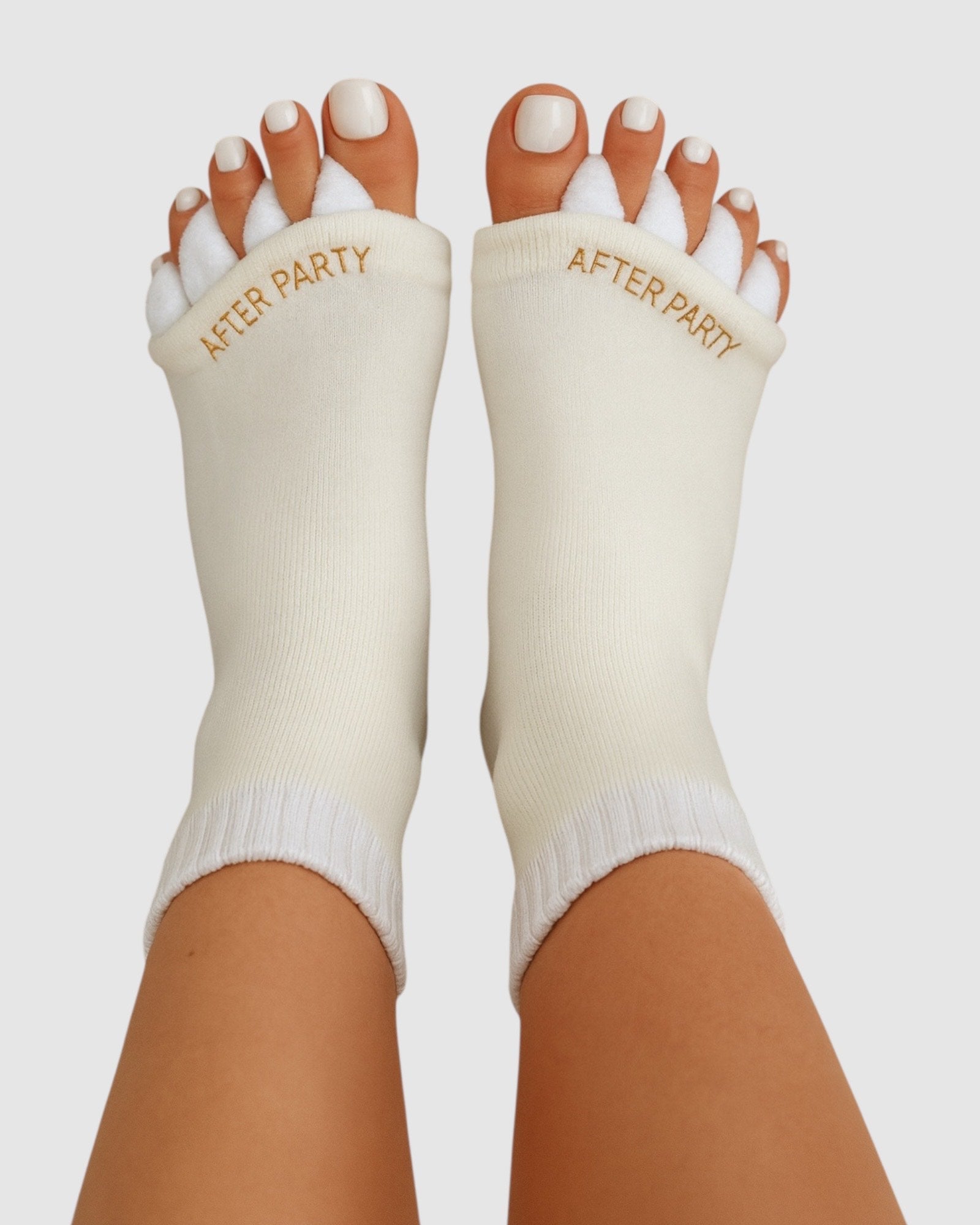 The After Party Foot Relief Socks - Coconut Creme