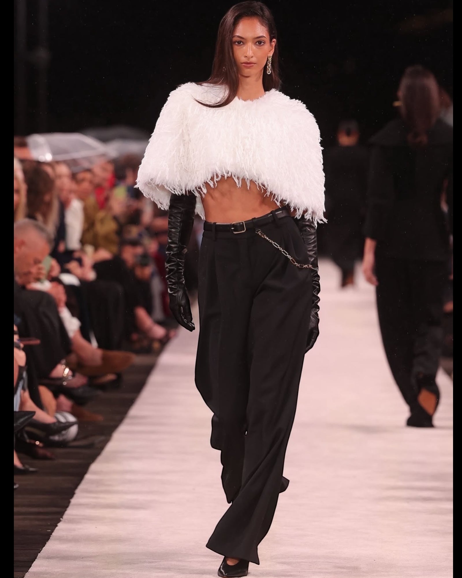 Anya Lambskin Leather Opera Gloves