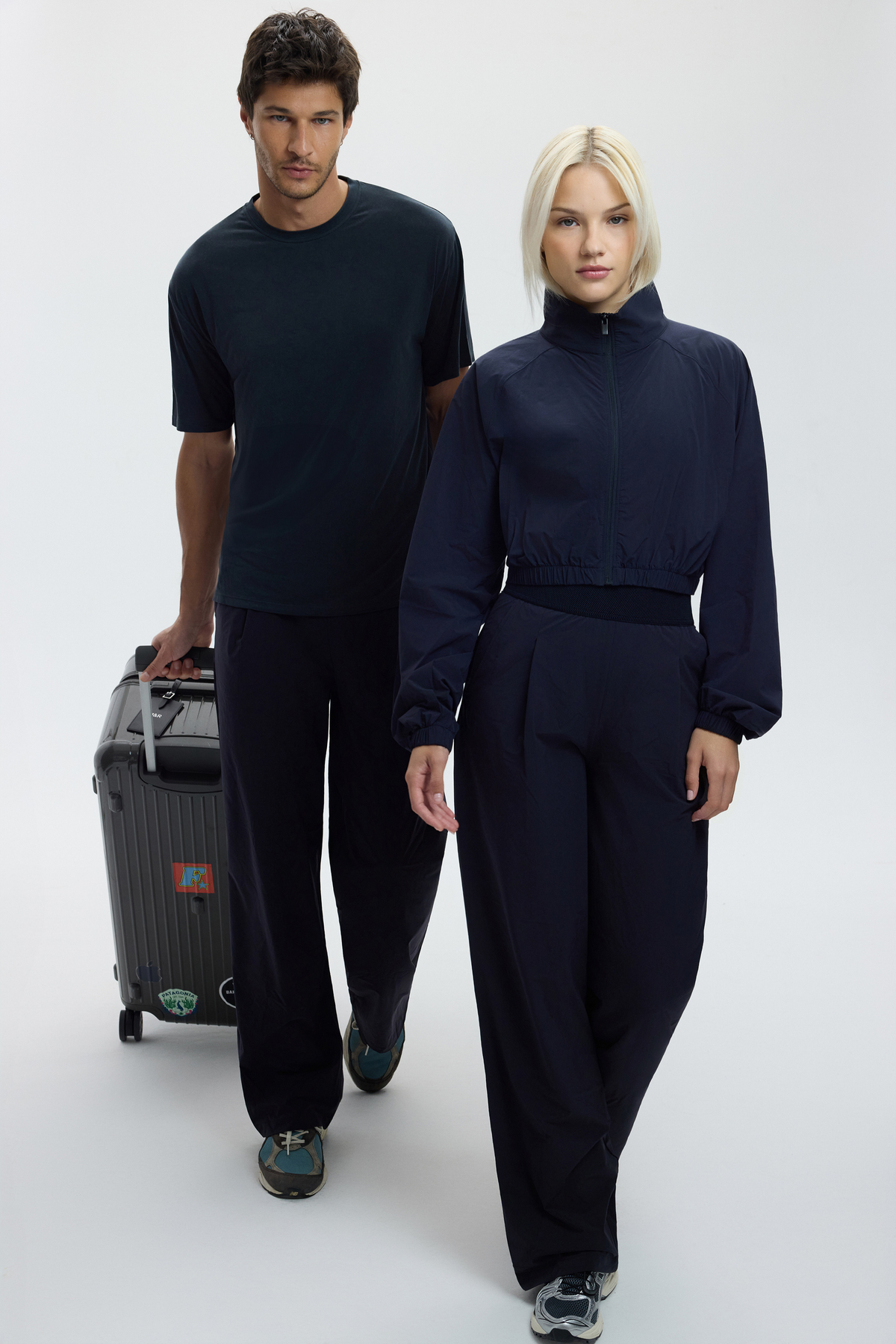 CORP SPORTS – TECHSILK – TRAVEL WINDBREAKER