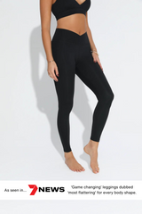 Classic v Leggings in Black