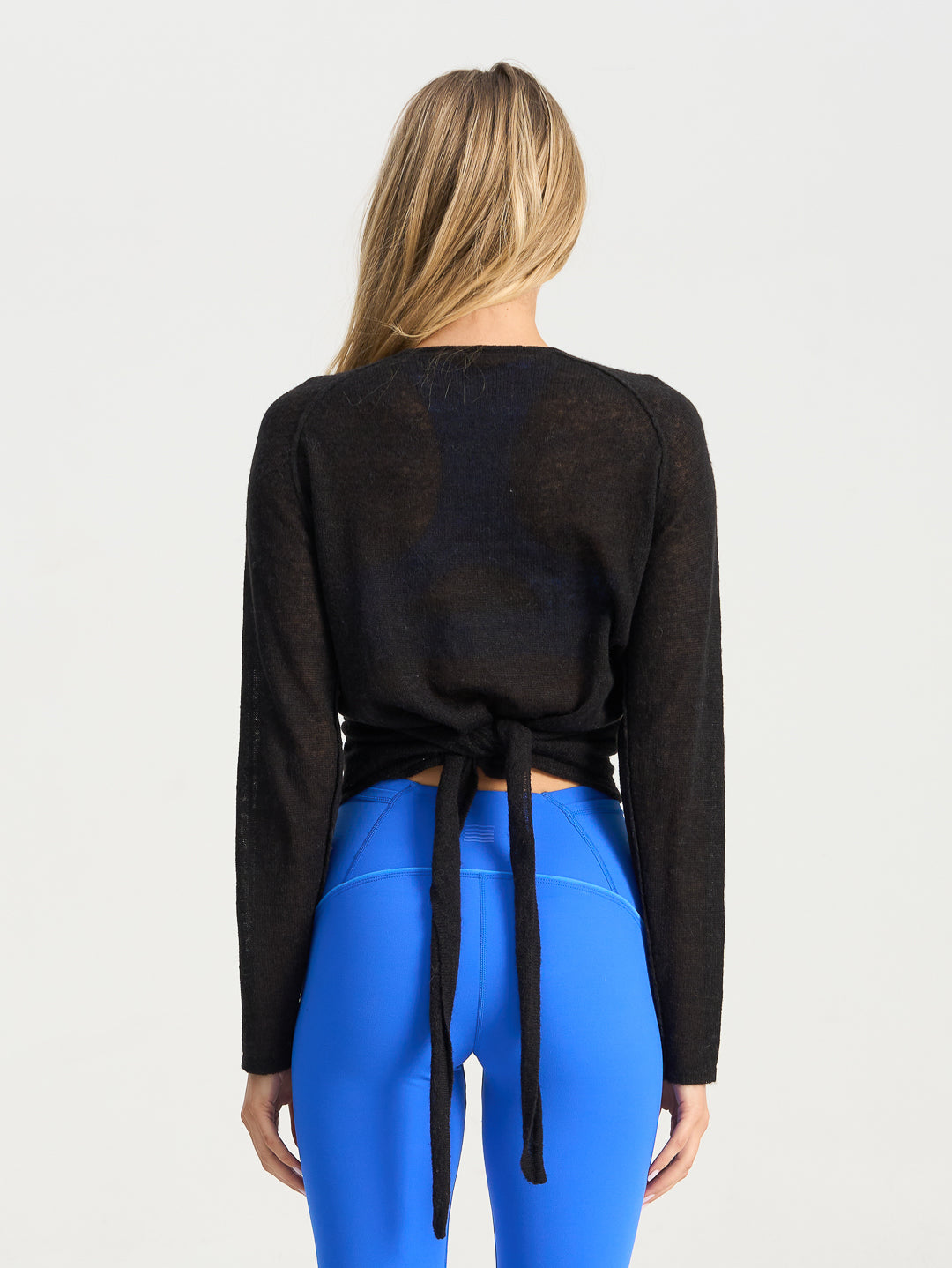 Forma Warm Up Wrap - Black