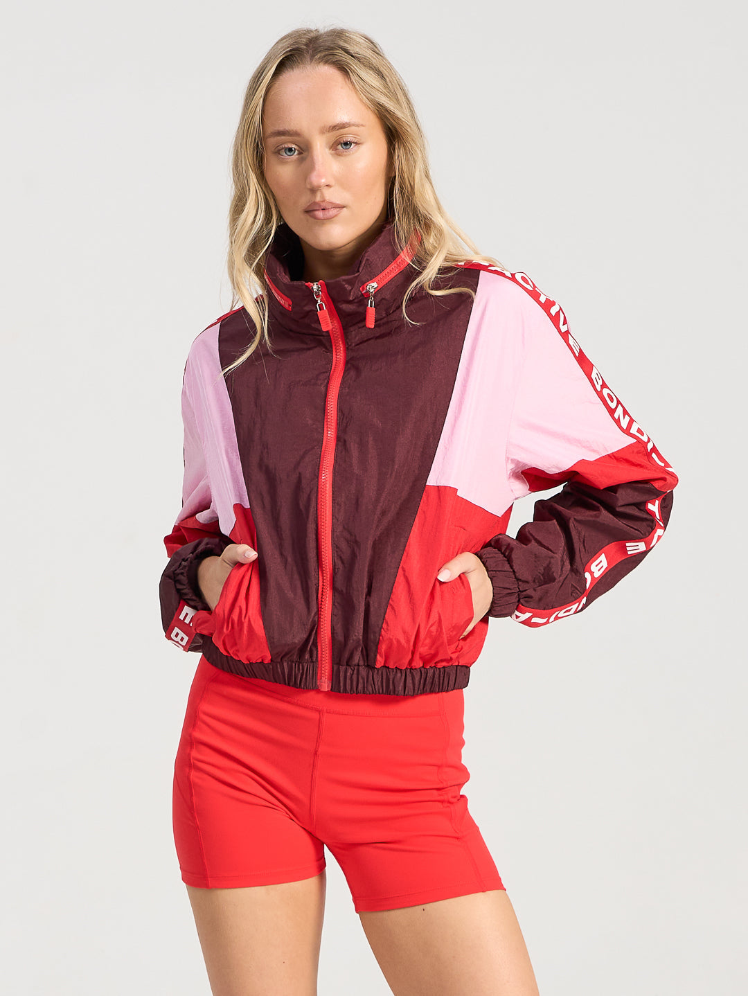 Forma Cropped Windbreaker Hoodie - Fig Multi