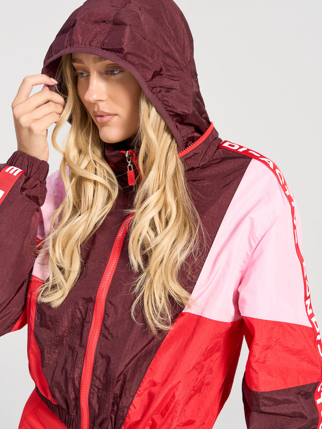 Forma Cropped Windbreaker Hoodie - Fig Multi