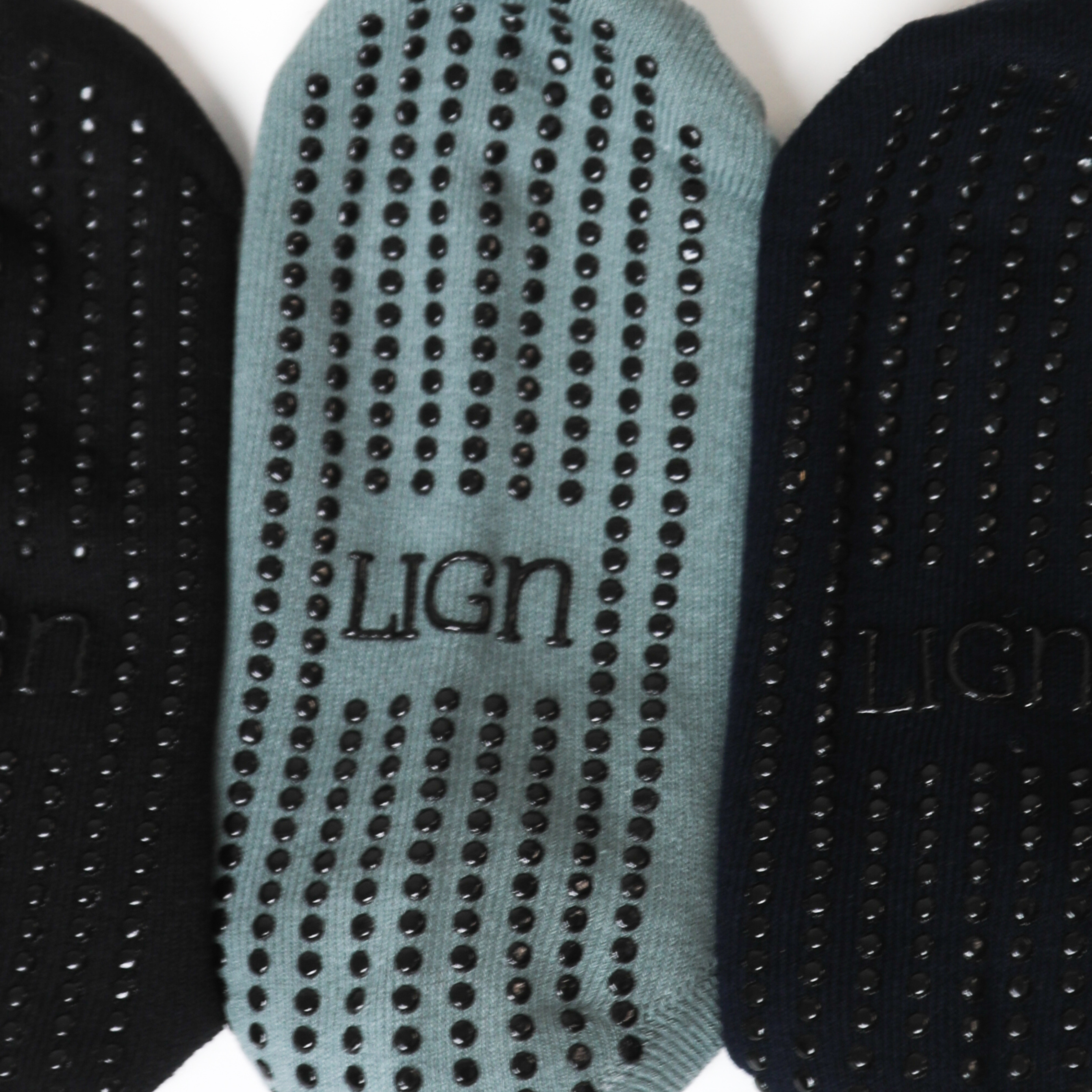 LIGN Unisex Low Rise Grip Socks - Ocean Grey