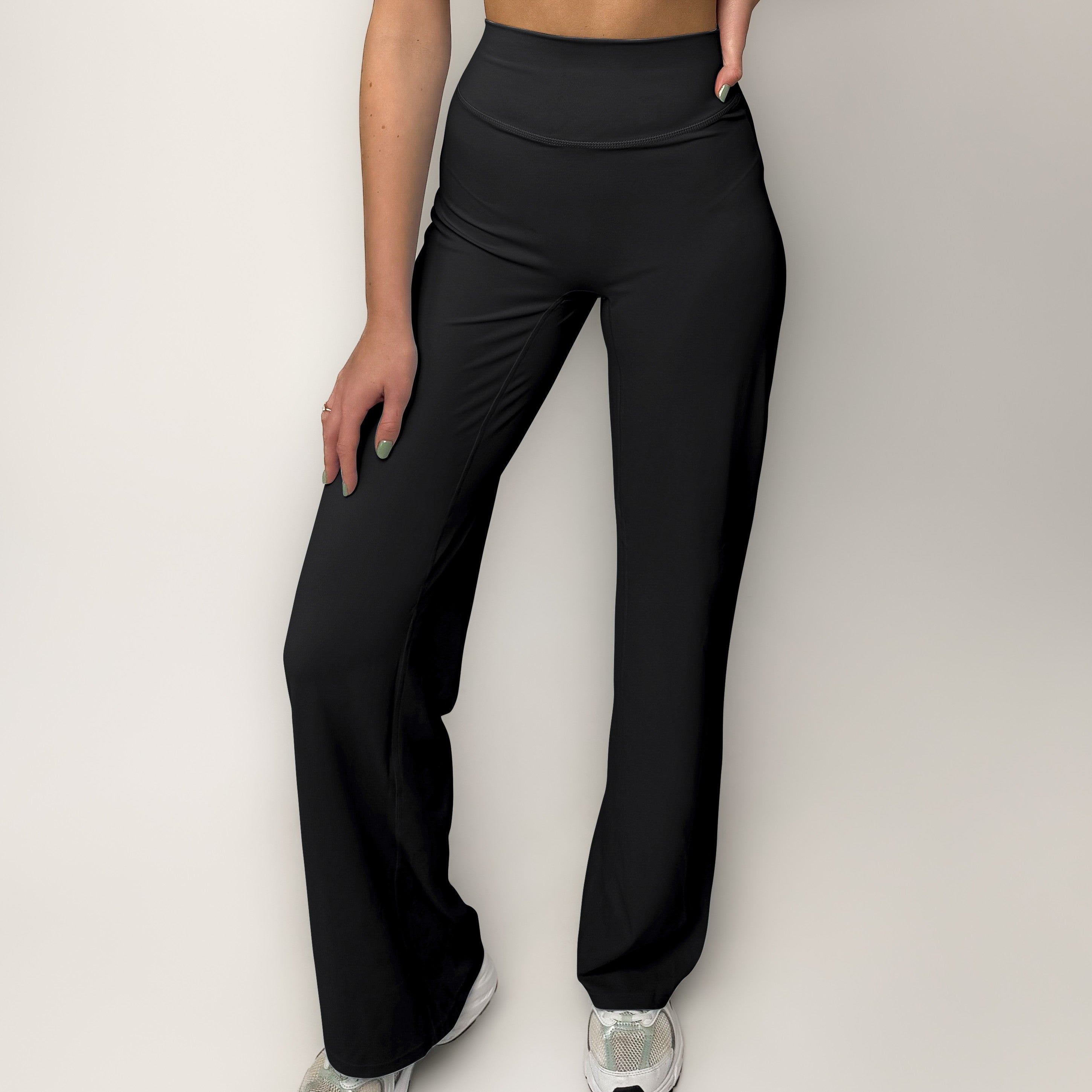 Flat Pants