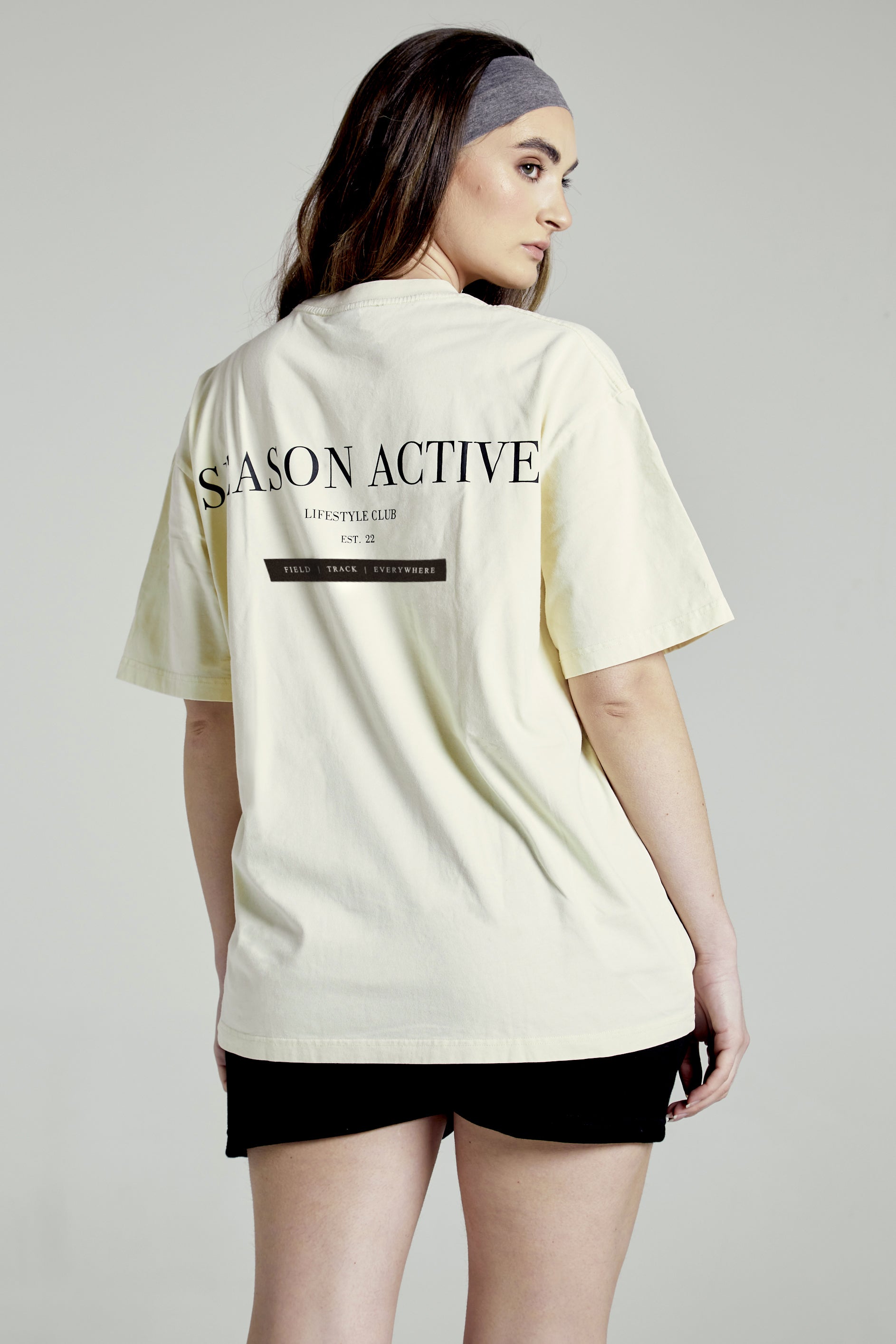 Everywhere Essential T-shirt Off White - Avenue Athletica