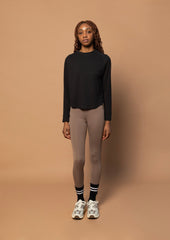 The Long-Sleeved Black