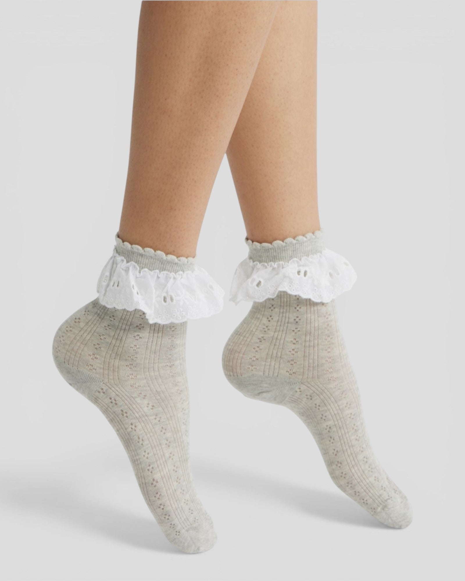 Bobby Lace Frill Trim Cotton Bobby Socks