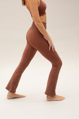 RADIANCE FLARE LEGGING