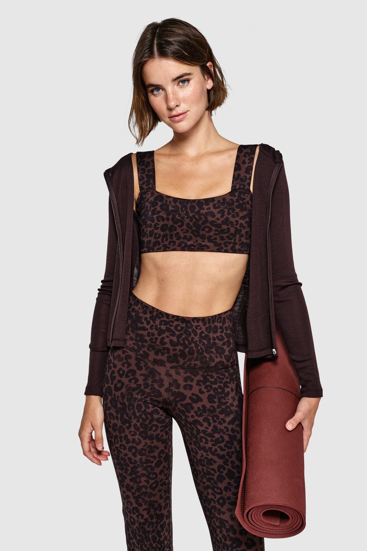 TWIST FLARE PANTS - LEOPARD