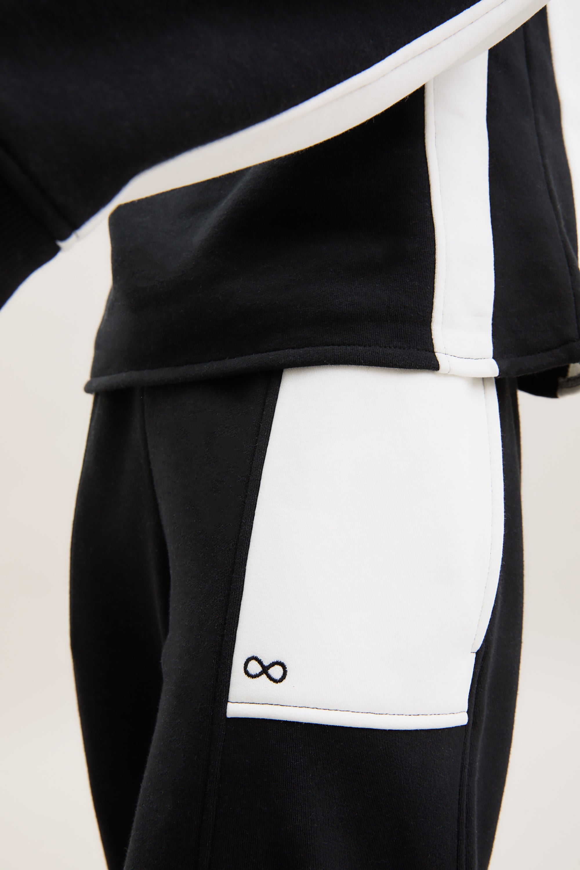 Frame Panel Jogger (Shipping 10th Oct)