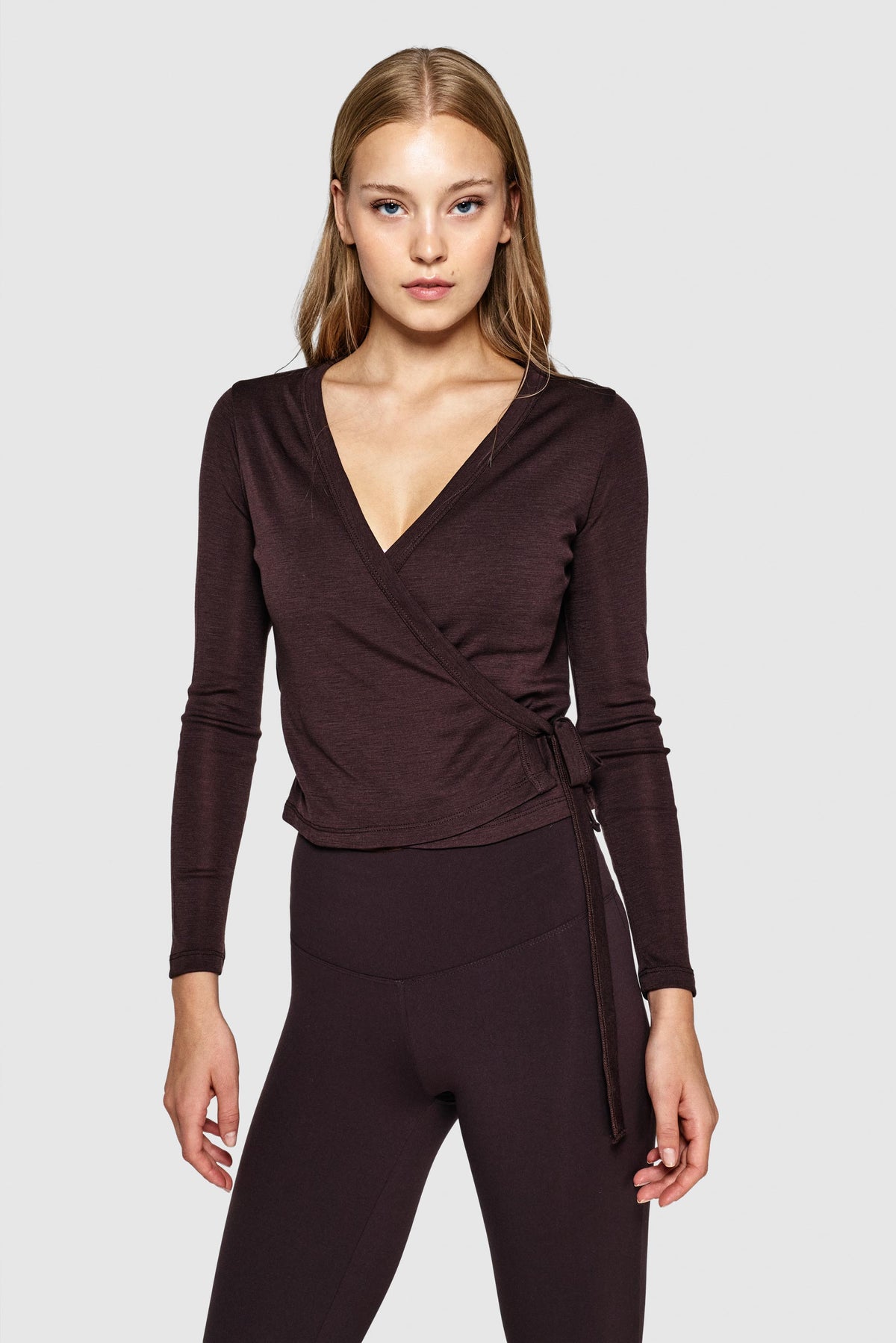 MERINO BALLET WRAP - GANACHE